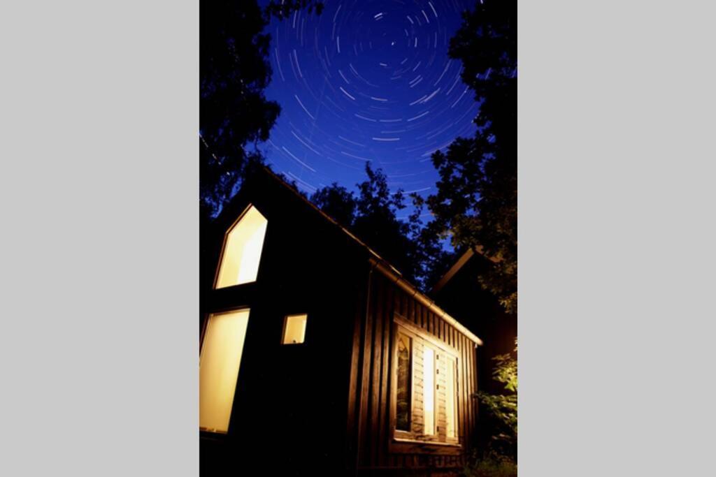 Oak Cottage Near Ronne & Beach Exterior photo